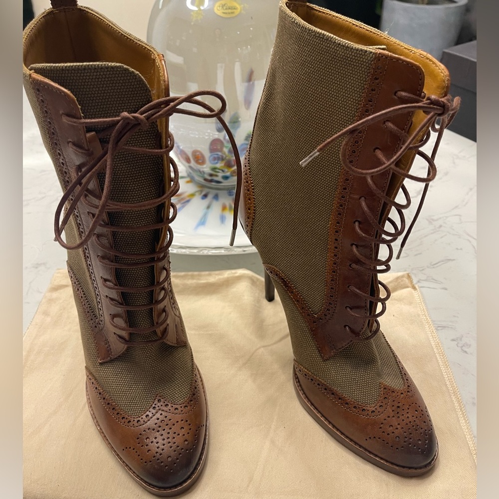 Ralph Lauren booties Euro 40.5 size 10